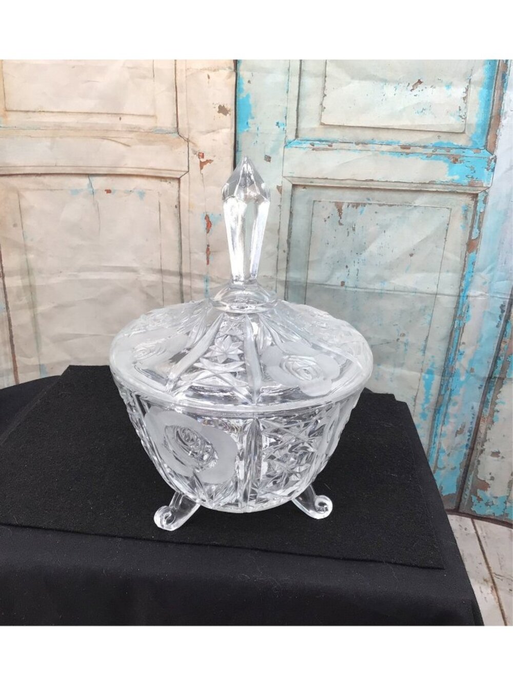 Vintage Lead Crystal Candy Dish With Lid & Footed Base Floral Engraved Design Cl